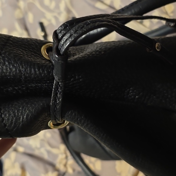 Kate Spade Westburry Bess Black Pebbled Leather Shoulder Drawstring Bag - Picture 4 of 6